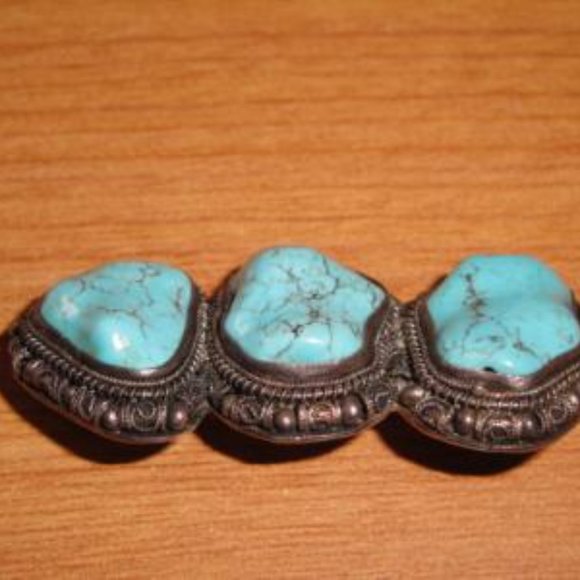 Vintage Silver Faux Turquoise Stone Pin Brooch - Picture 2 of 4